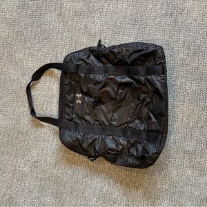Under Armour Black Quilted Messenger Tote